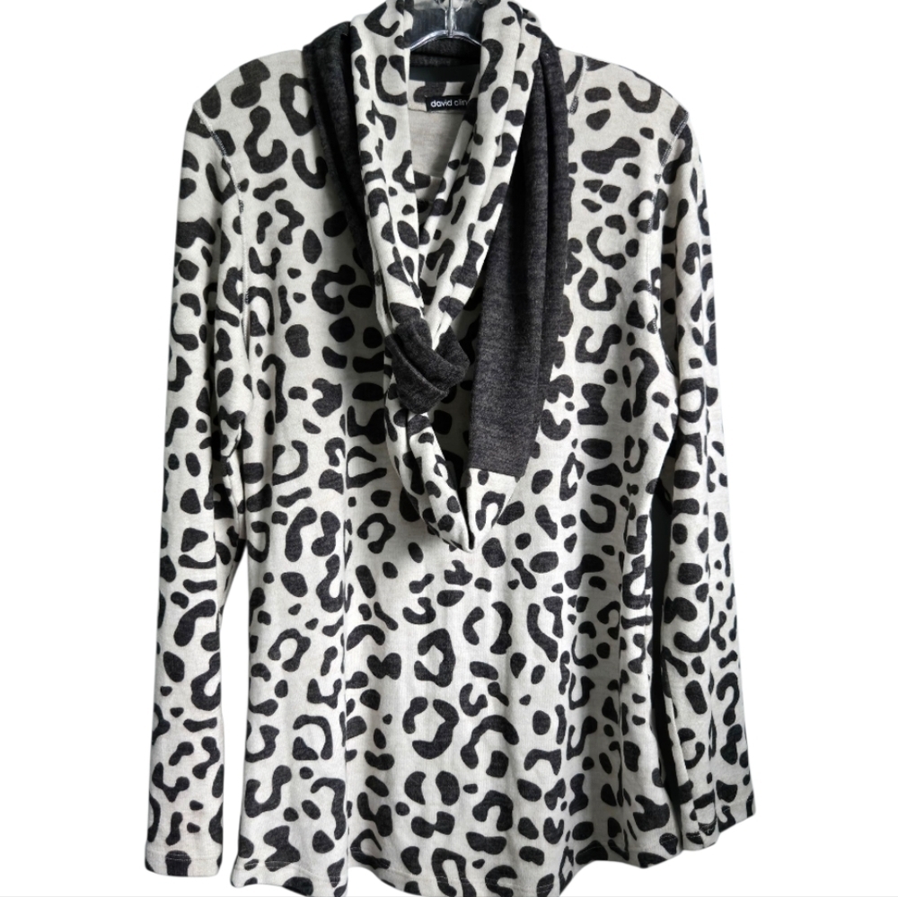 Women's David Cline Leopard Print Top Size L White Black w/Infinity Scarf, Large